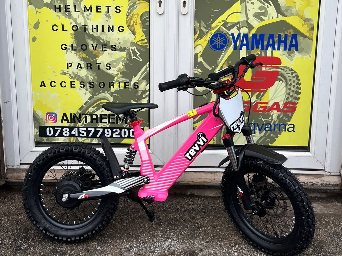 Revvi 16 XL